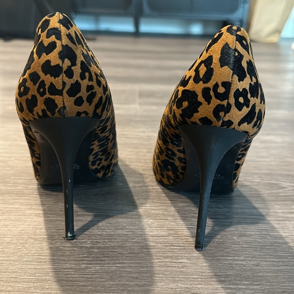 ZARA Leopard Print Heels - Picture 5 of 11